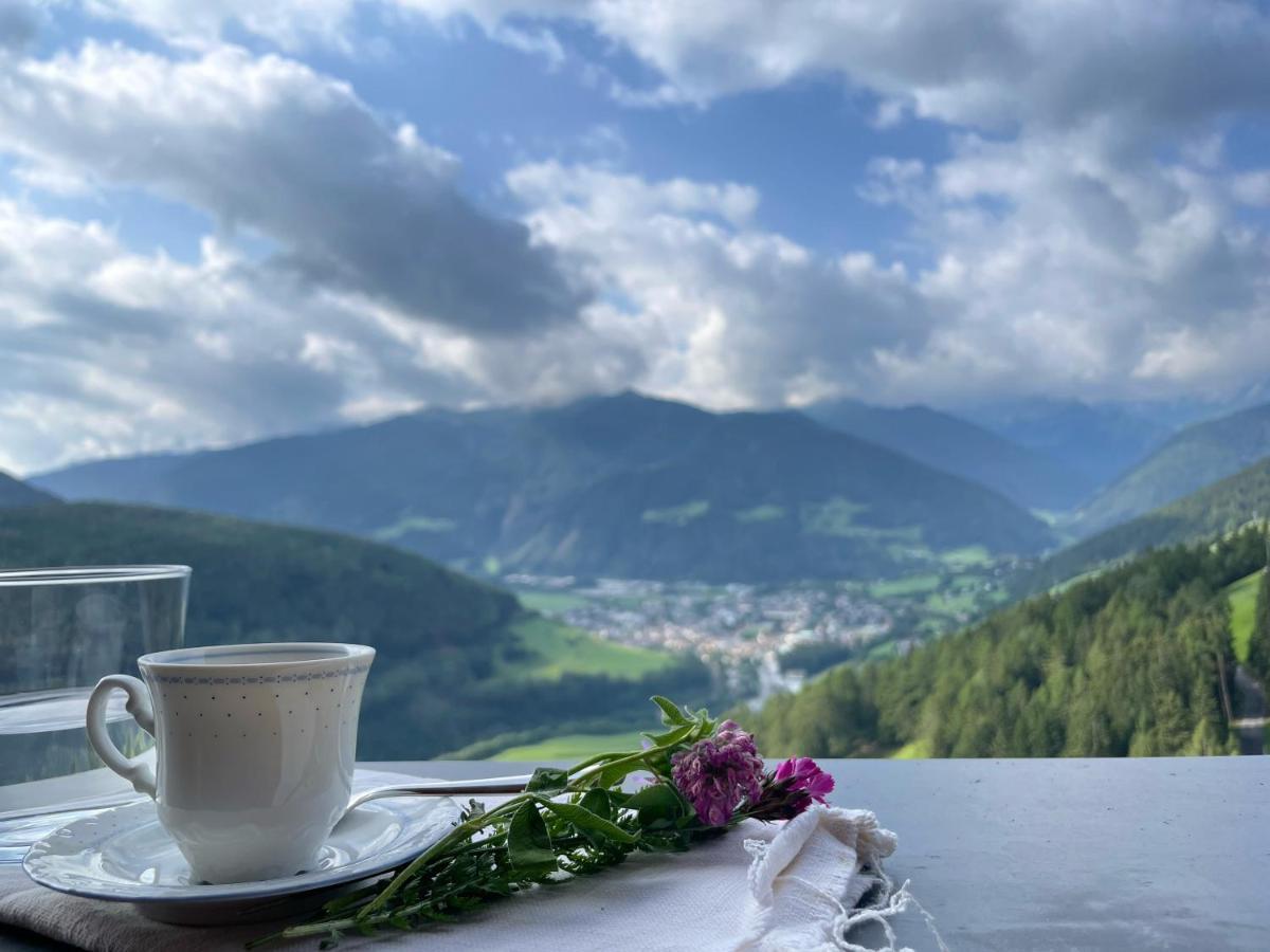 Schallerhof Sterzing: Tranquil Farm Stay with Panoramic Views Exterior photo