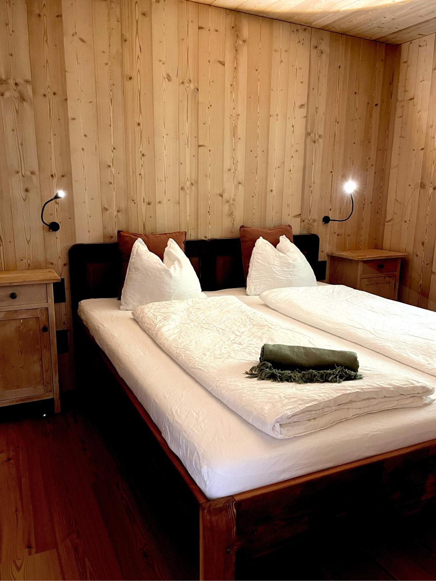 Schallerhof Sterzing: Tranquil Farm Stay with Panoramic Views Exterior photo