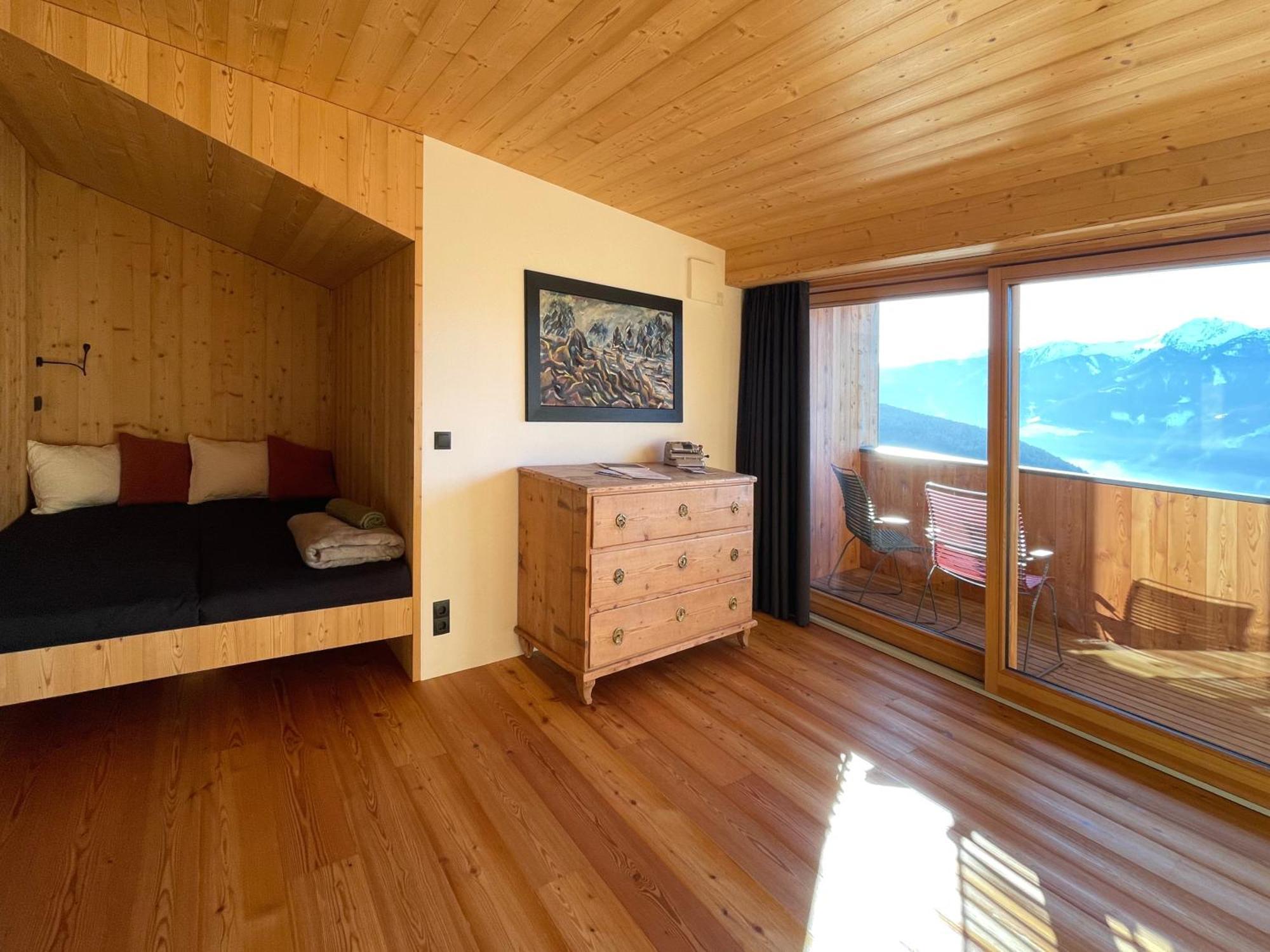 Schallerhof Sterzing: Tranquil Farm Stay with Panoramic Views Exterior photo